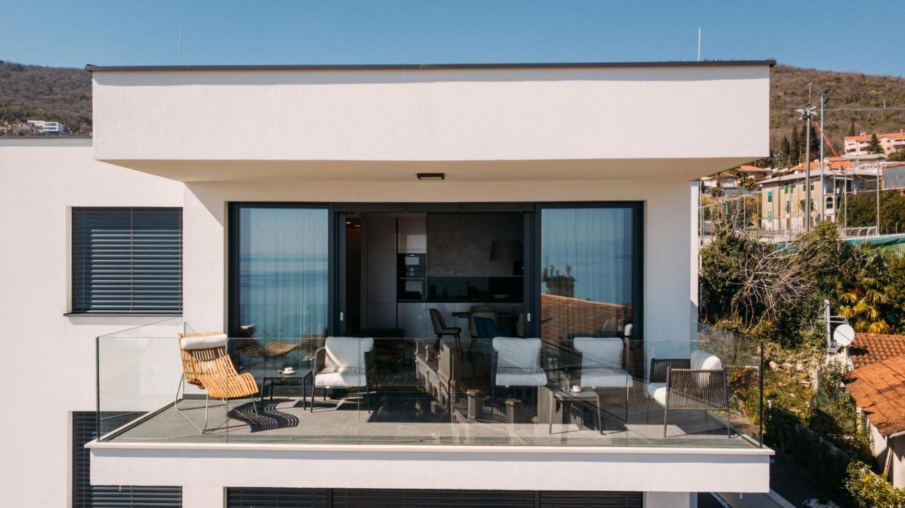 Luxury Apartment Iris Adriatica ***** Opatija Exterior foto